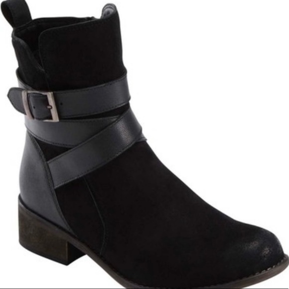 Black leather Boots - Picture 2 of 12